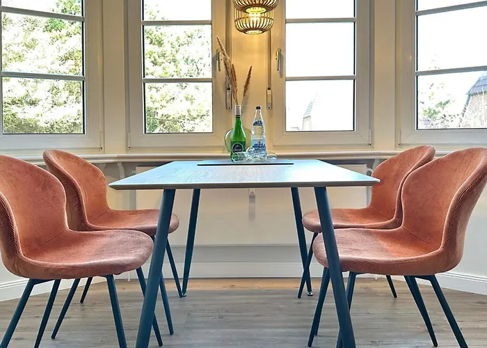 Luv &amp Lee, Whg 12 公寓